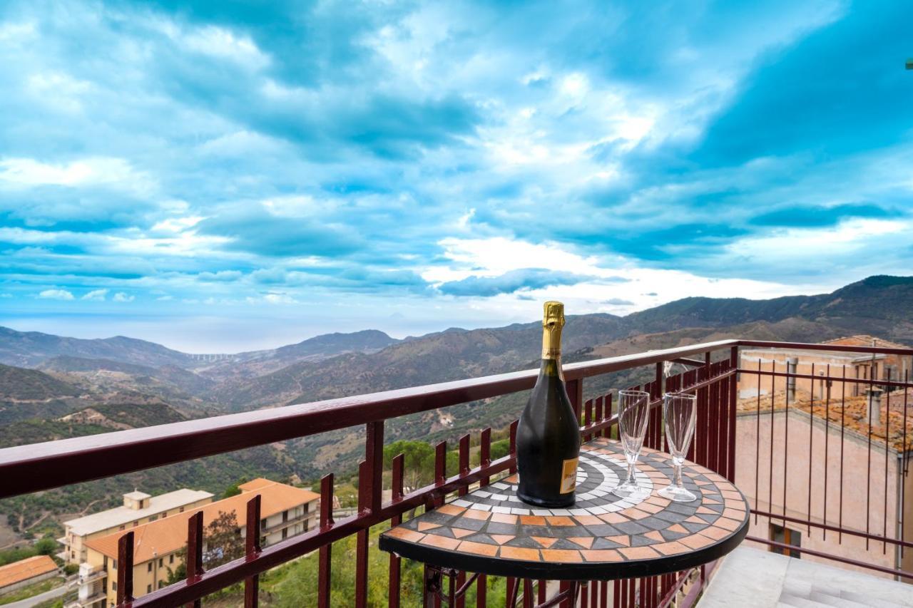 Casa Vacanze Dell'Angelo San Mauro Castelverde Екстер'єр фото